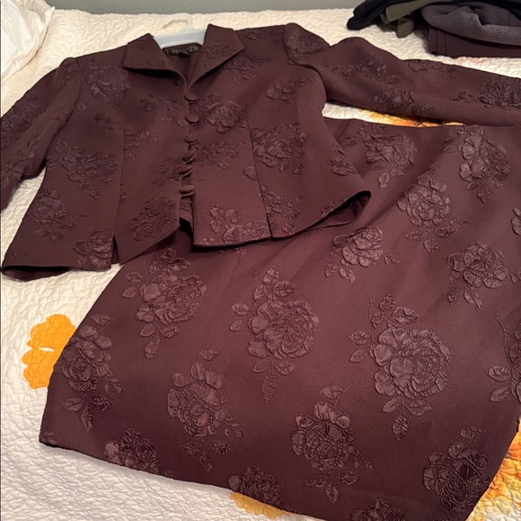 Spenser Jeremy Jackets & Blazers - Spenser Jeremy Embossed Floral Two-Piece Jacket & Skirt - Deep Wine
